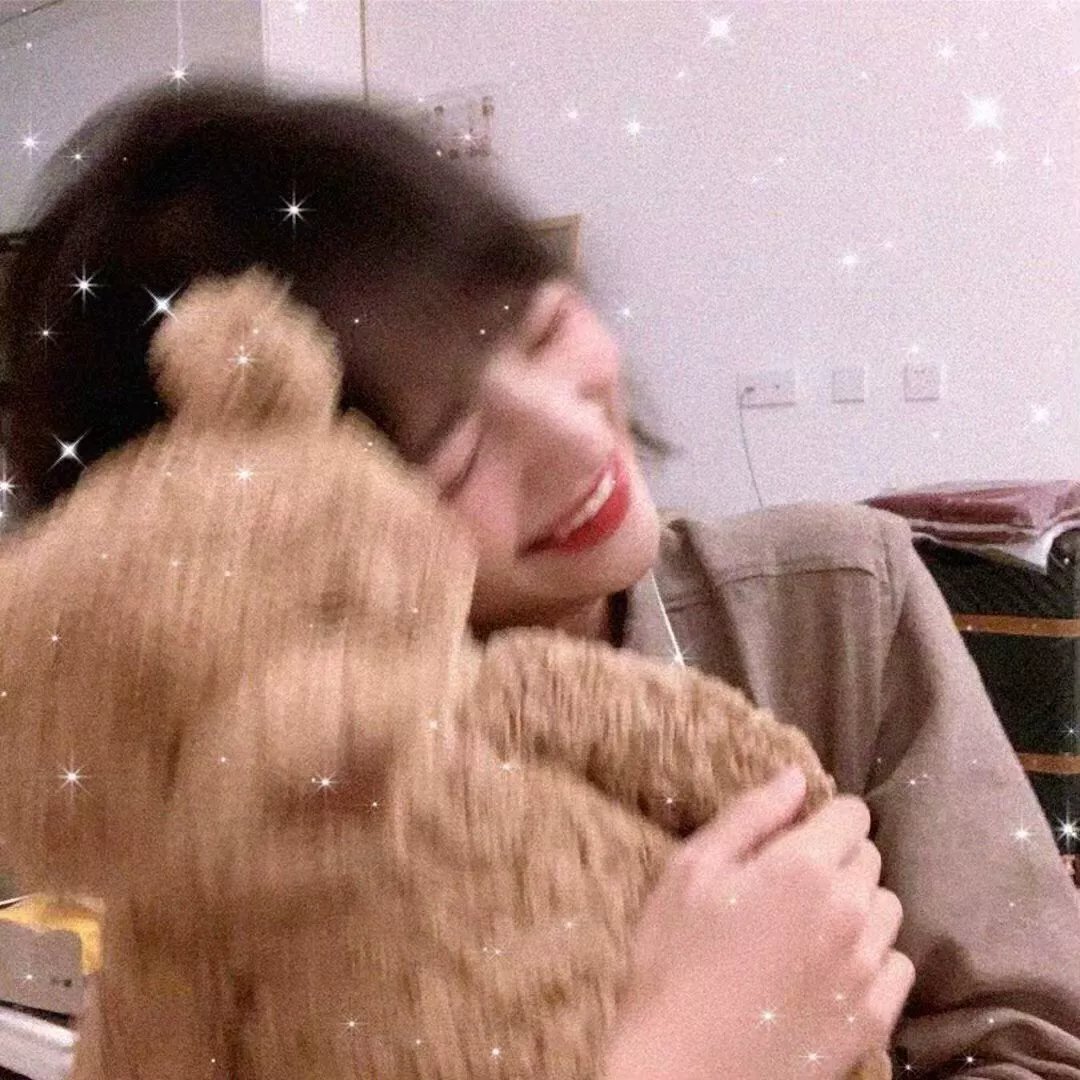 周围有婴儿的哭声吗？